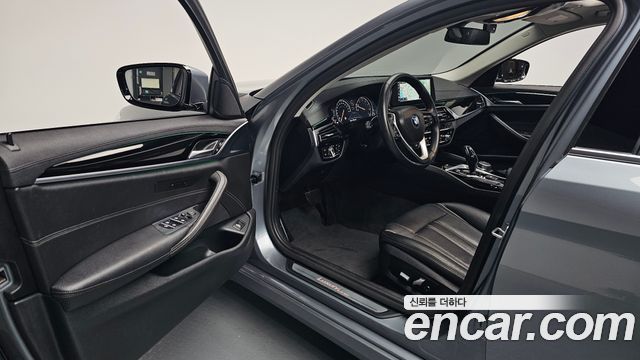 BMW 5 Series (G30) 520i Luxury 2018 — фото 10