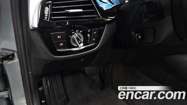 BMW 5 Series (G30) 520i Luxury 2018 — фото 18