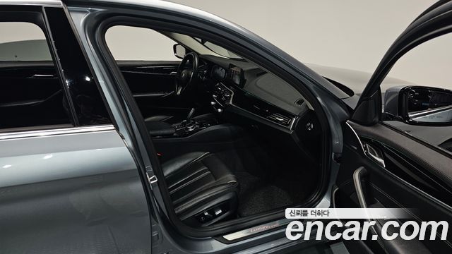 BMW 5 Series (G30) 520i Luxury 2018 — фото 26