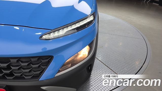 Hyundai Kona Gasoline 1.6 Turbo 2WD Smart 2021 — фото 28