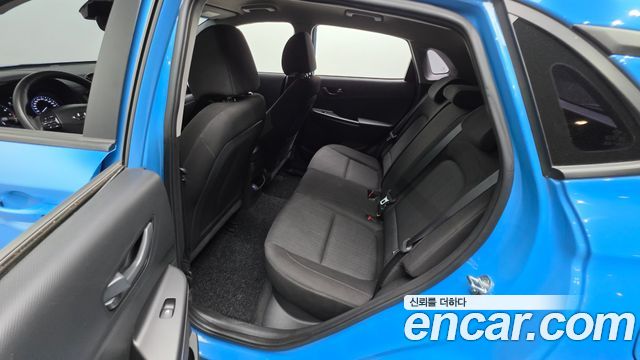 Hyundai Kona Gasoline 1.6 Turbo 2WD Smart 2021 — фото 32