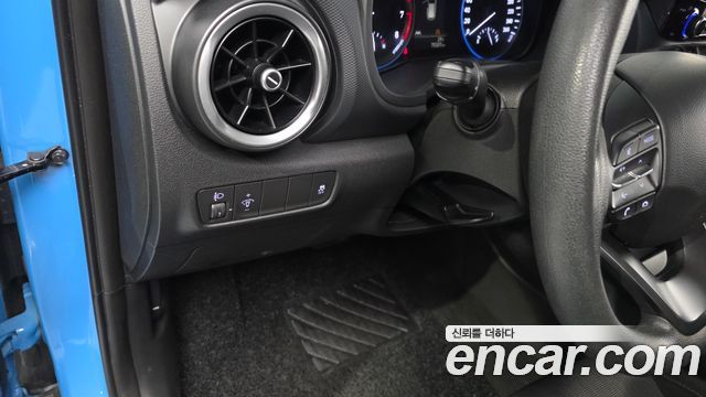 Hyundai Kona Gasoline 1.6 Turbo 2WD Smart 2021 — фото 37