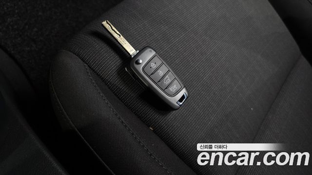 Hyundai Kona Gasoline 1.6 Turbo 2WD Smart 2021 — фото 40