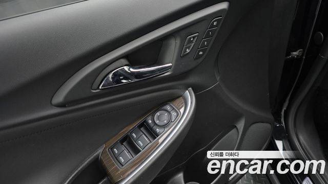 Chevrolet Malibu 1.3 Turbo Perfect Black Prime Safety 2019 — фото 15