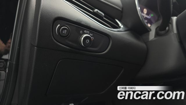 Chevrolet Malibu 1.3 Turbo Perfect Black Prime Safety 2019 — фото 17