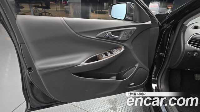 Chevrolet Malibu 1.3 Turbo Perfect Black Prime Safety 2019 — фото 24