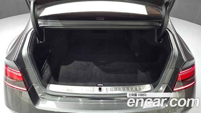 Genesis G90 (RS4) Gasoline 3.5 Turbo 2WD 2022 — фото 16