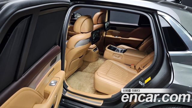 Genesis G90 (RS4) Gasoline 3.5 Turbo 2WD 2022 — фото 18