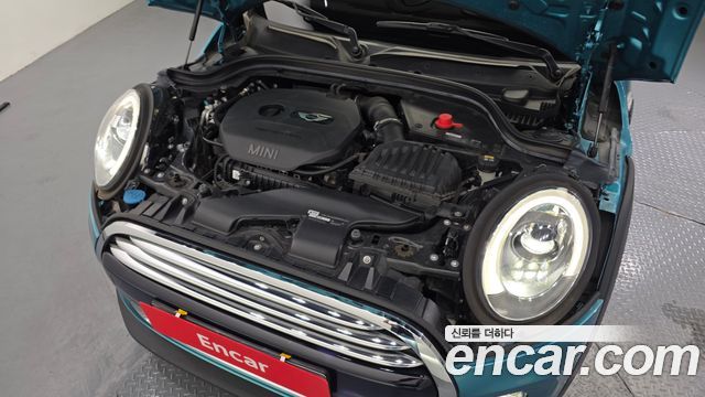 MINI Cooper Convertible Standard 3rd Generation 2018 — фото 6