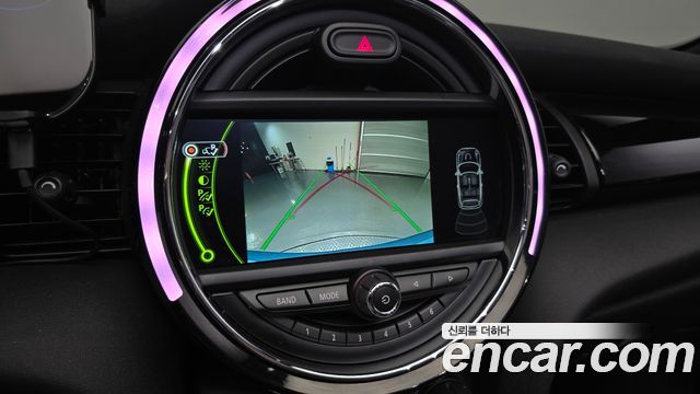 MINI Cooper Convertible Standard 3rd Generation 2018 — фото 17