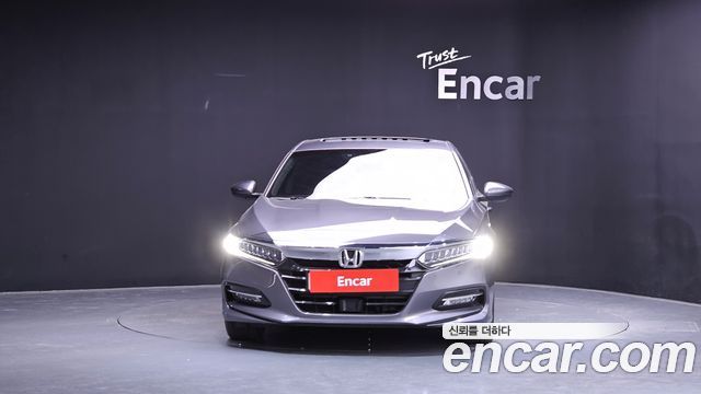 Honda Accord (X) 2.0 Hybrid Touring 2020 — фото 3