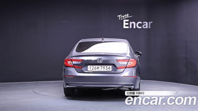 Honda Accord (X) 2.0 Hybrid Touring 2020 — фото 4