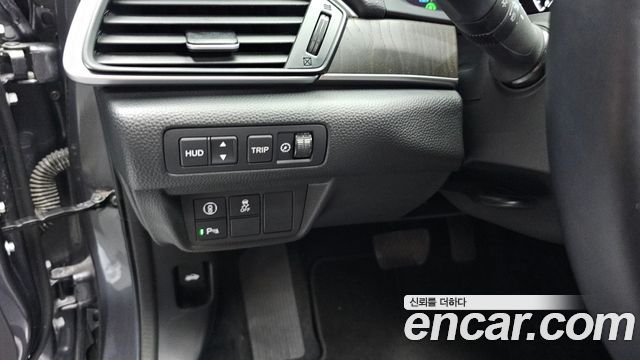 Honda Accord (X) 2.0 Hybrid Touring 2020 — фото 30