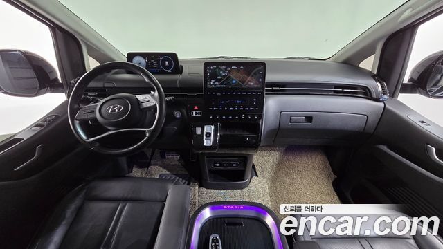 Hyundai Staria Lounge 7-Seater Inspiration 2023 — фото 7