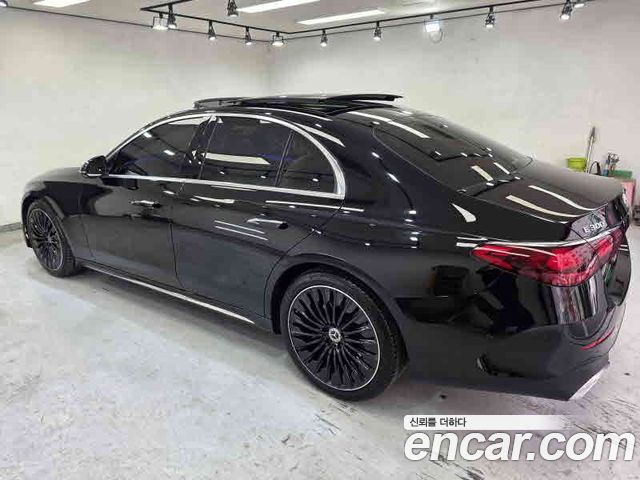Mercedes-Benz E-Class (W214) E300 4MATIC AMG Line 2026 — фото 6