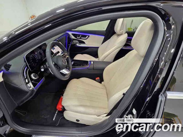 Mercedes-Benz E-Class (W214) E300 4MATIC AMG Line 2026 — фото 23