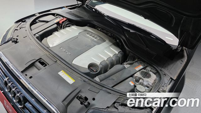 Audi A8 4.2 TDI Quattro LWB D4 2013 — фото 6