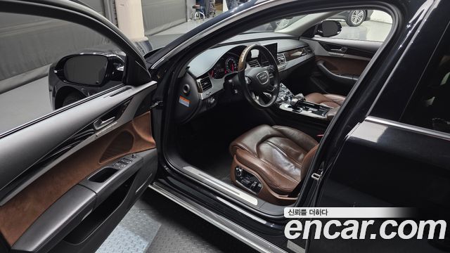 Audi A8 4.2 TDI Quattro LWB D4 2013 — фото 10