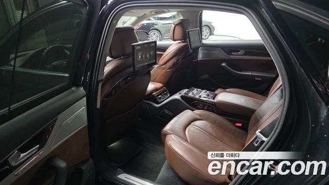 Audi A8 4.2 TDI Quattro LWB D4 2013 — фото 11