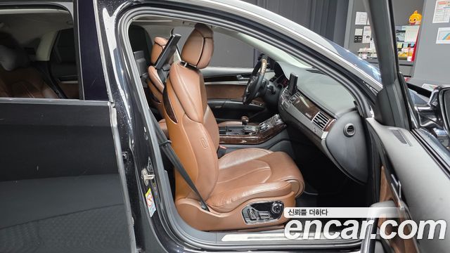 Audi A8 4.2 TDI Quattro LWB D4 2013 — фото 12
