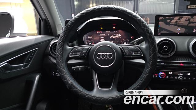Audi Q2 35 TDI 2023 — фото 13