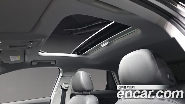 Audi Q2 35 TDI 2023 — фото 17