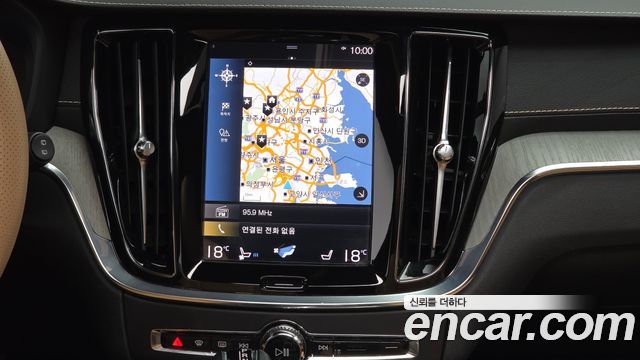 Volvo V60 Cross Country (II) T5 Pro AWD 2020 — фото 18