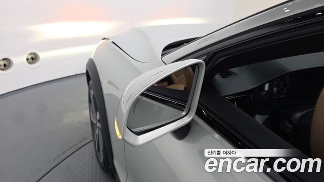Volvo V60 Cross Country (II) T5 Pro AWD 2020 — фото 38