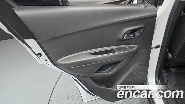 Chevrolet Trax 1.4 LT 2020 — фото 25