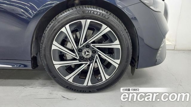 Mercedes-Benz E-Class (W214) E300 4MATIC Exclusive 2024 — фото 5