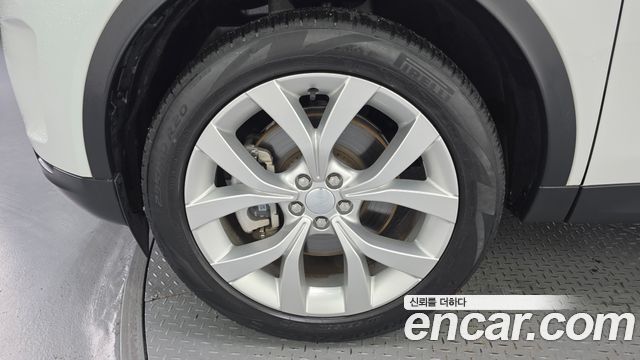 Land Rover Discovery Sport (II) P250 SE 2023 — фото 5