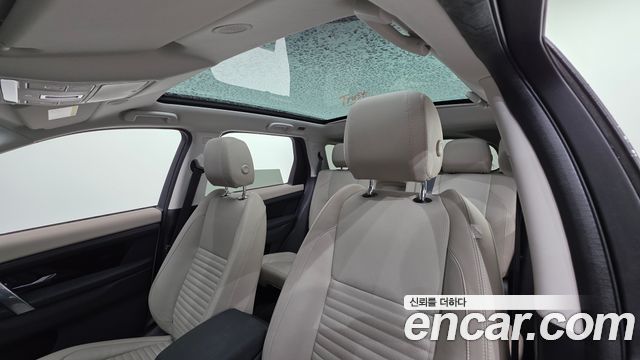 Land Rover Discovery Sport (II) P250 SE 2023 — фото 11