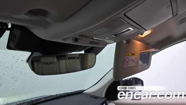 Land Rover Discovery Sport (II) P250 SE 2023 — фото 15