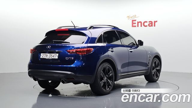 Infiniti QX70 3.7 AWD Special Edition 2017 — фото 2