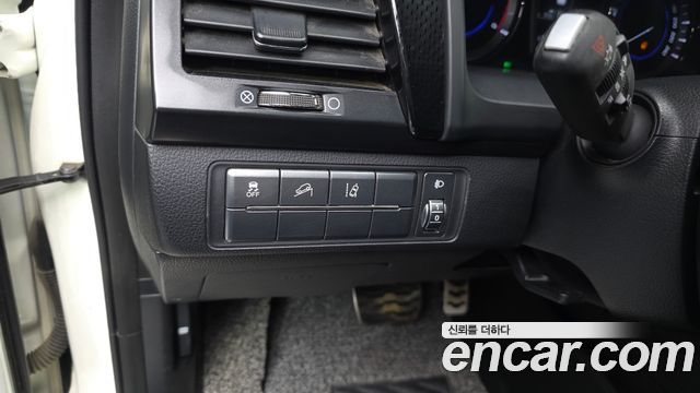KG Mobility (SsangYong) Rexton Sports Diesel 2.2 4WD Dynamic Edition 2021 — фото 14