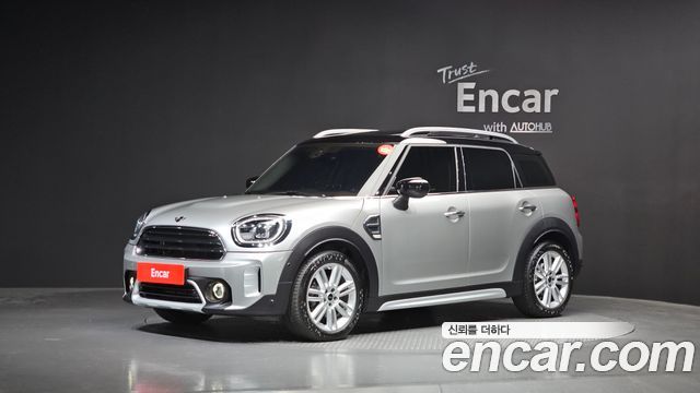 MINI Cooper Countryman Classic Plus Launch Pack 2nd Gen 2023 — фото 1