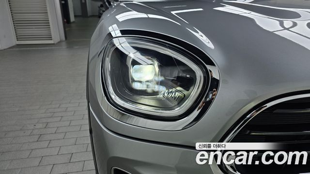 MINI Cooper Countryman Classic Plus Launch Pack 2nd Gen 2023 — фото 22