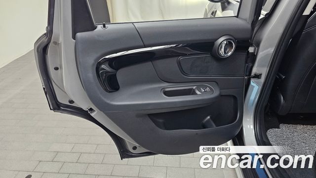 MINI Cooper Countryman Classic Plus Launch Pack 2nd Gen 2023 — фото 25