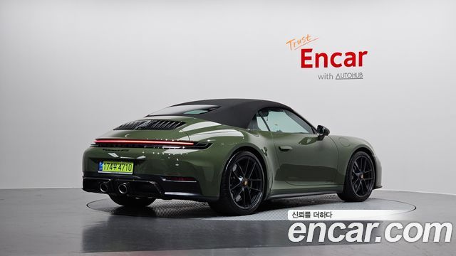 Porsche 911 (992) Carrera 4 GTS Cabriolet 2025 — фото 2