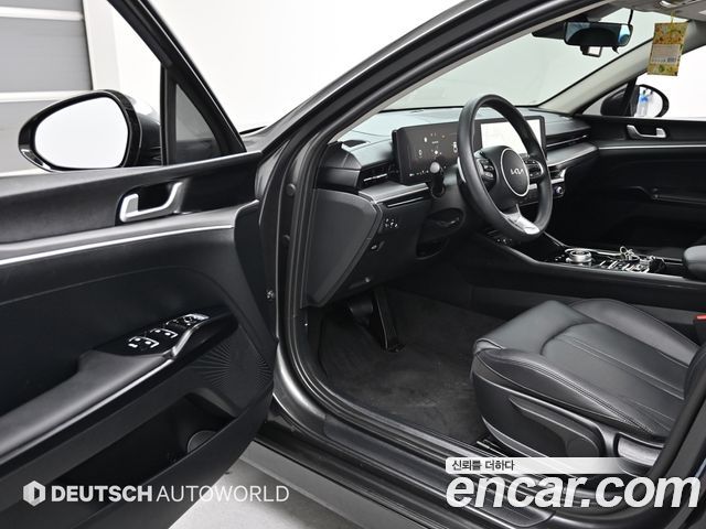 Kia K5 (III) 2.0 Prestige 2024 — фото 15