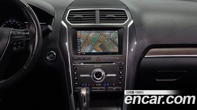 Ford Explorer 2.3 Limited 4WD 5th 2017 — фото 14
