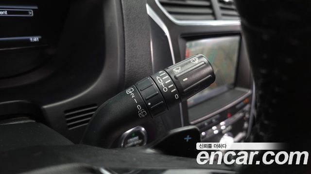 Ford Explorer 2.3 Limited 4WD 5th 2017 — фото 16