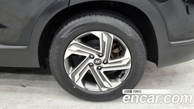 Hyundai Santa Fe Diesel 2.2 2WD Premium Choice 2021 — фото 5
