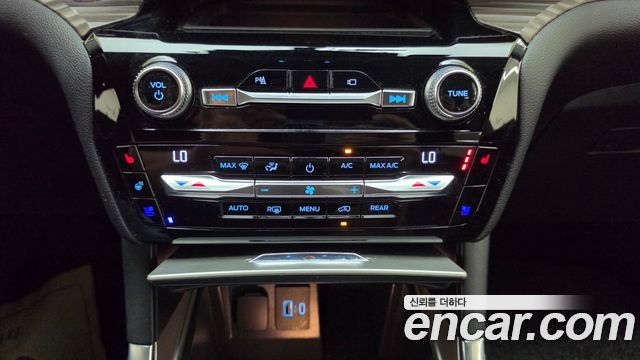 Ford Explorer (VI) 2.3 LimIted 4WD 2021 — фото 10