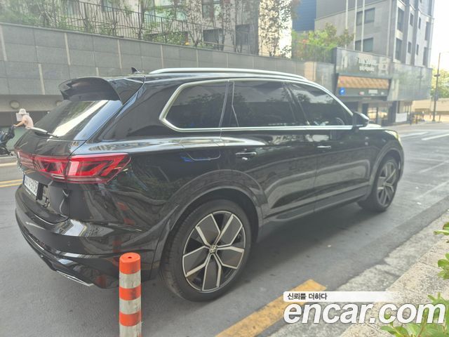 Volkswagen Touareg (III) 3.0 TDI R-Line 2026 — фото 2