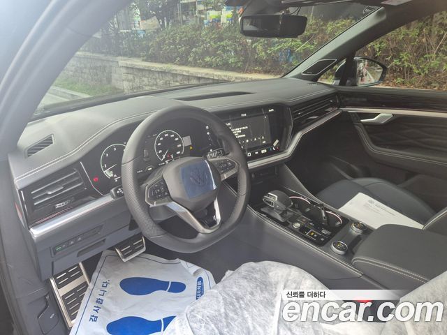 Volkswagen Touareg (III) 3.0 TDI R-Line 2026 — фото 6