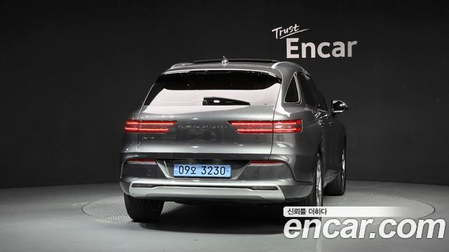 Genesis Electrified (GV70) e-AWD 2022 — фото 4