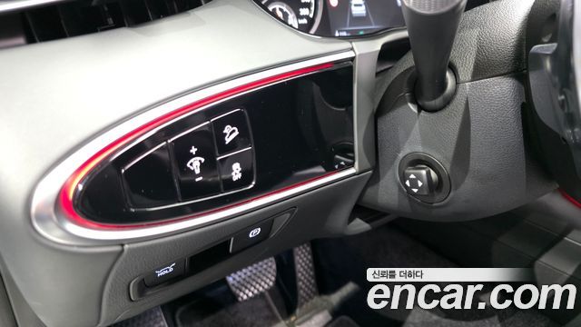 Genesis Electrified (GV70) e-AWD 2022 — фото 12