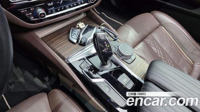 BMW 5 Series (G30) 530i M Sport Package Plus 2018 — фото 9