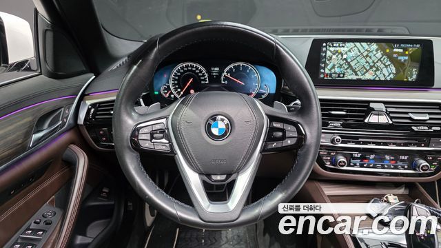 BMW 5 Series (G30) 530i M Sport Package Plus 2018 — фото 13